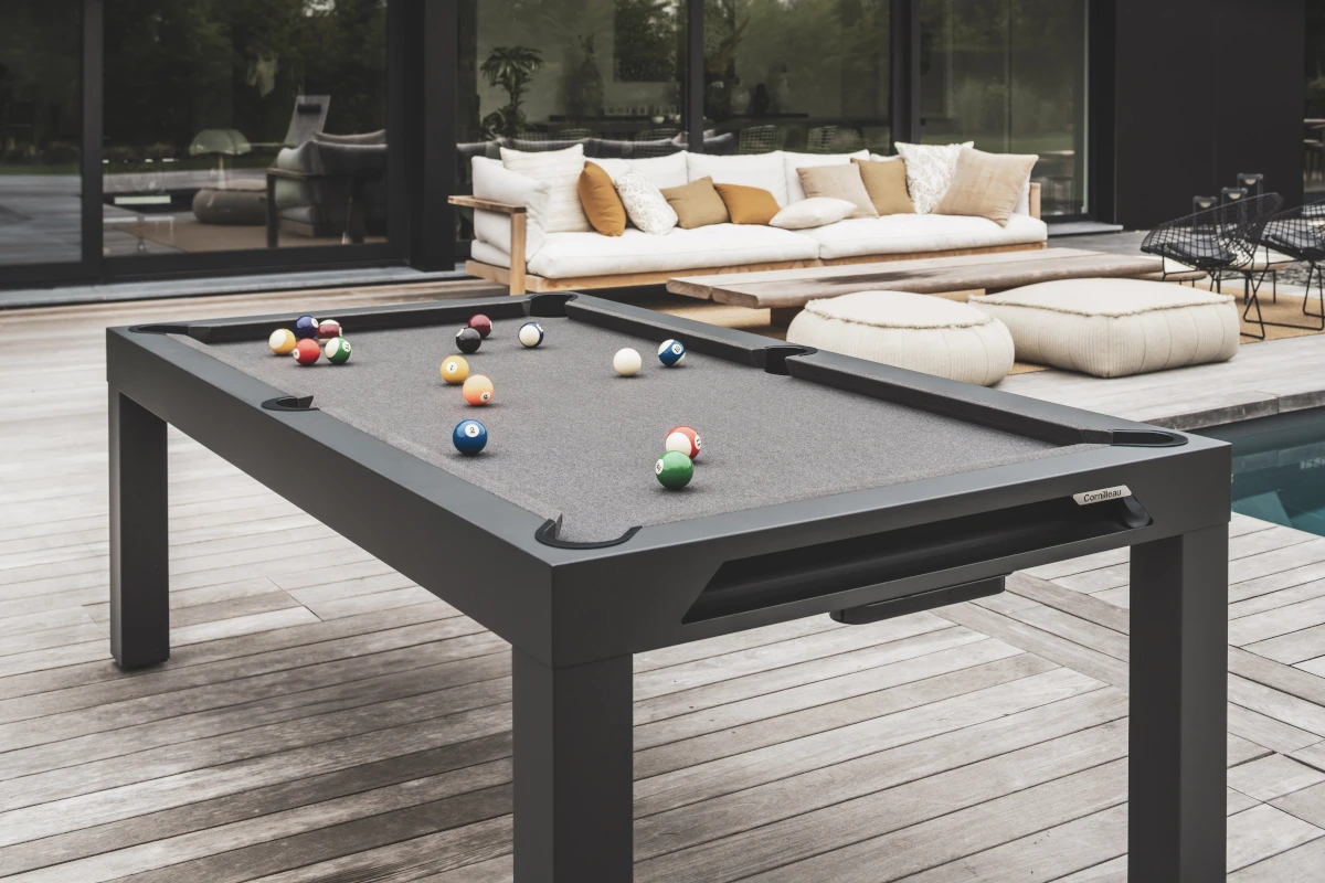 Billard Cornilleau Classic avec rangement intégré pour les boules de jeu